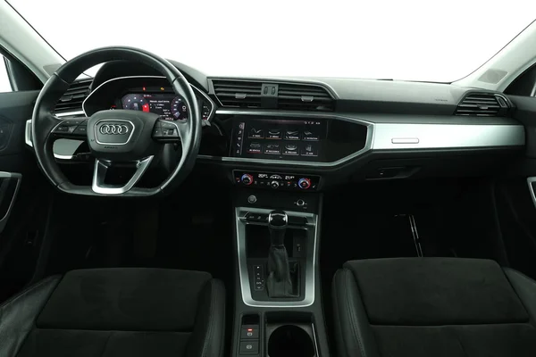 Audi Q3 (2020) — foto 3 van 16
