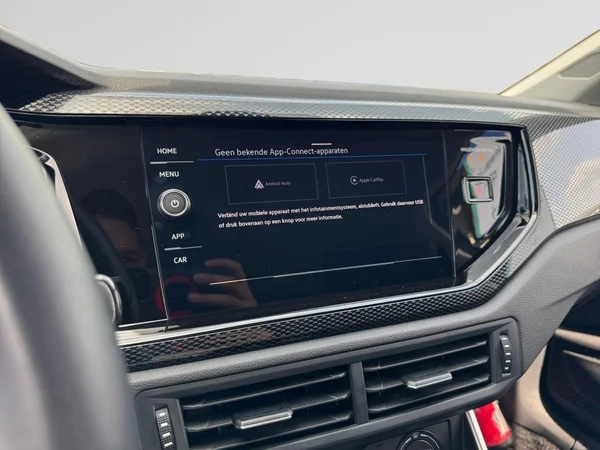 VOLKSWAGEN Taigo (2024) — foto 5 van 15