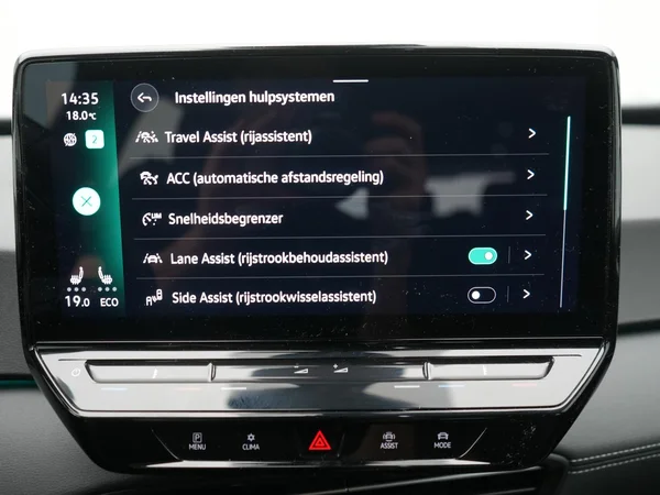 VOLKSWAGEN ID.3 (2023) — foto 16 van 29