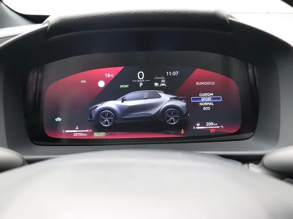 Toyota C-HR (2025) — foto 10 van 29