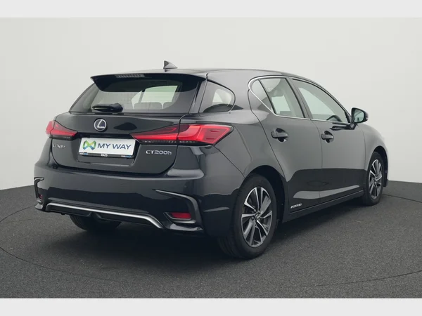 LEXUS CT 200h (2018) — foto 12 van 25