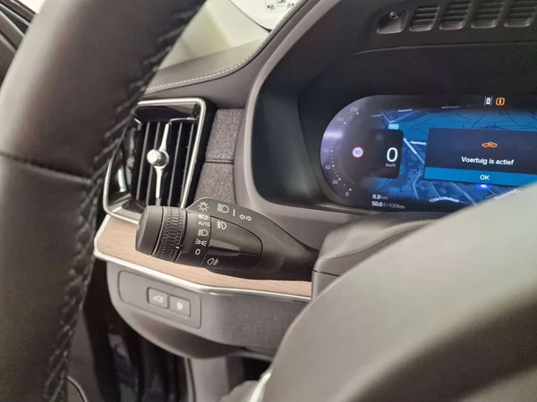 Volvo XC90 (2026) — foto 7 van 17