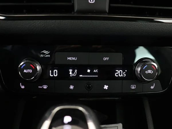 SKODA Scala (2025) — foto 8 van 18