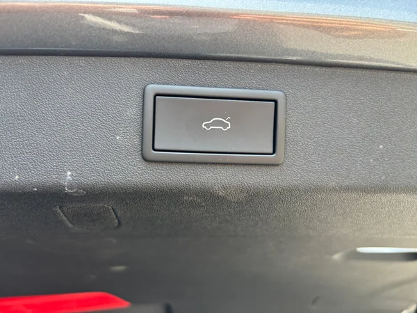 SKODA Kodiaq (2024) — foto 6 van 17