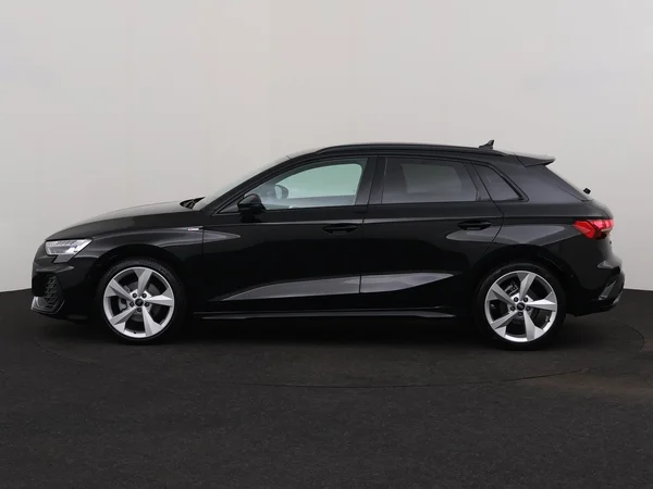AUDI A3 Sportback (2025) — foto 13 van 18
