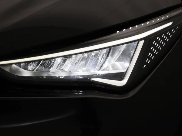 CUPRA Born (2022) — foto 6 van 47