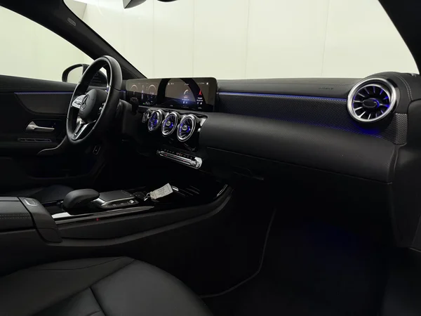 MERCEDES CLA 250 (2022) — foto 3 van 31