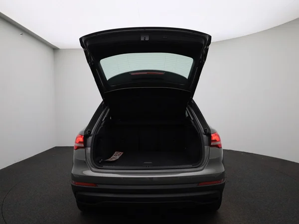 Audi Q3 (2022) — foto 3 van 45