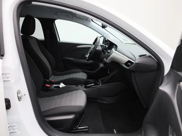 Opel Corsa-e (2022) — foto 27 van 39