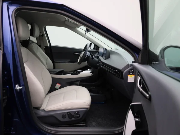 Kia EV6 (2023) — foto 32 van 48