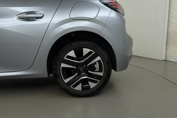 Peugeot 208 (2025) — foto 17 van 20