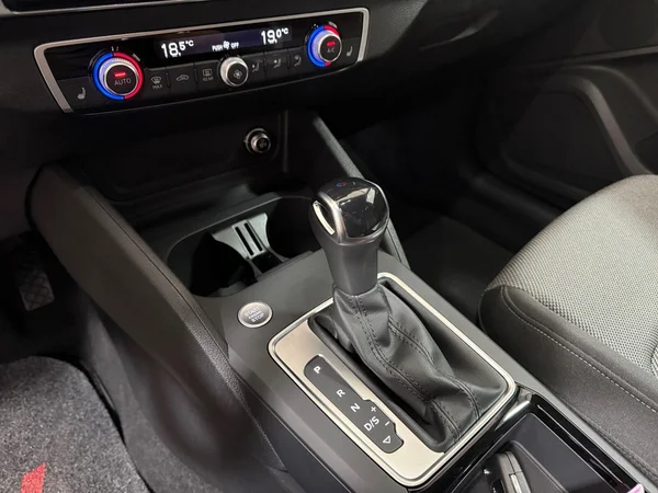 Audi Q2 (2026) — foto 10 van 31