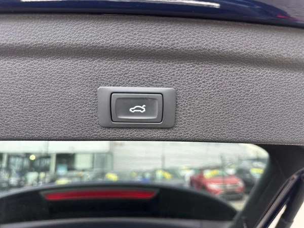 AUDI Q3 Sportback (2024) — foto 18 van 30