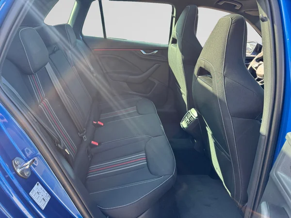 SKODA Kamiq (2026) — foto 10 van 12