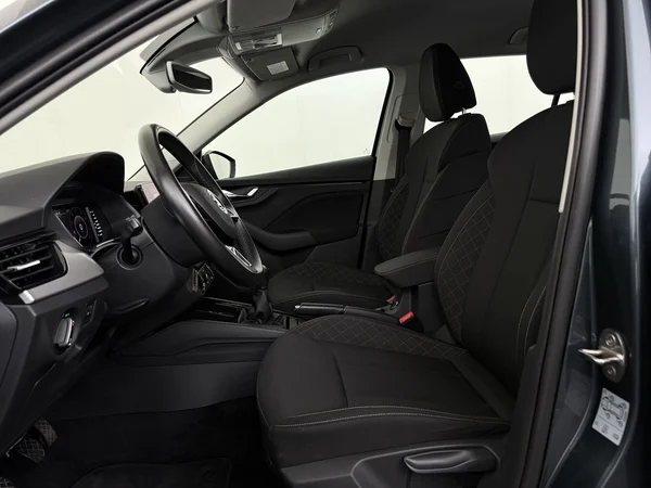 SKODA Scala (2020) — foto 2 van 26