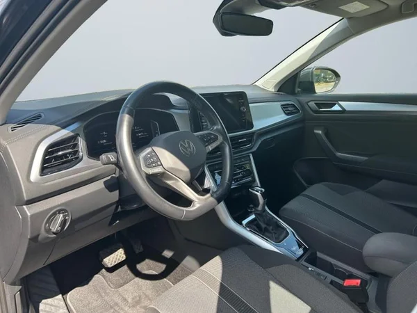 VOLKSWAGEN T-Roc (2023) — foto 31 van 31