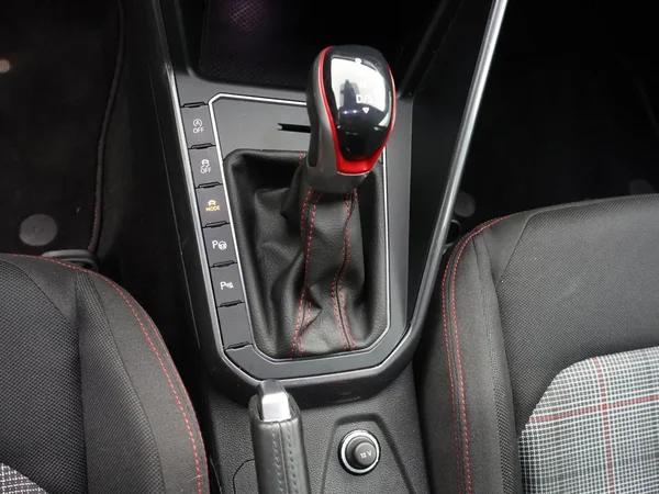 Volkswagen Polo (2024) — foto 18 van 25