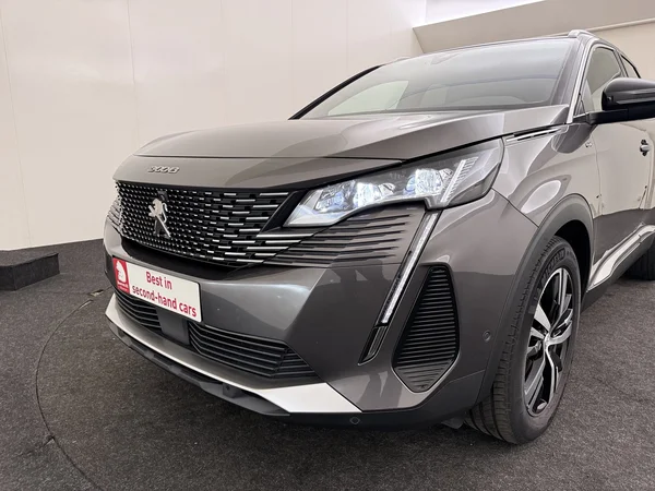 PEUGEOT 3008 (2021) — foto 26 van 32