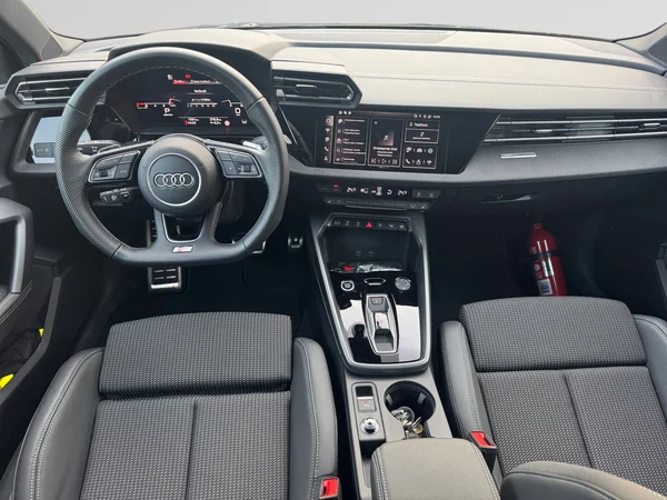AUDI A3 Sportback (2025) — foto 8 van 24
