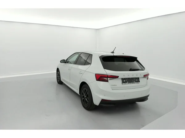 SKODA Fabia (2025) — foto 2 van 36