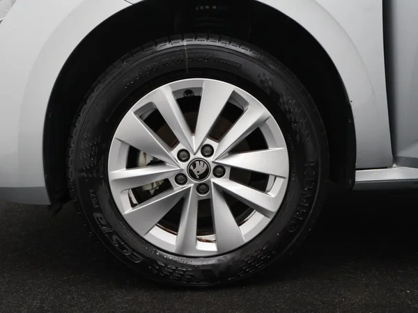 SKODA Kamiq (2025) — foto 5 van 21