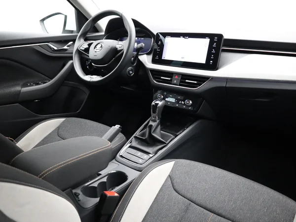 SKODA Scala (2025) — foto 14 van 20