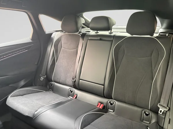 VOLKSWAGEN ID.7 (2026) — foto 13 van 24