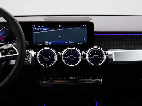 Mercedes-Benz GLB (2025) — foto 50 van 50