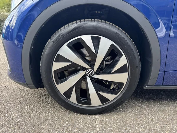 VOLKSWAGEN ID.5 (2024) — foto 6 van 21