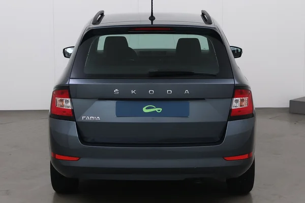 Skoda Fabia Sw (2020) — foto 14 van 19