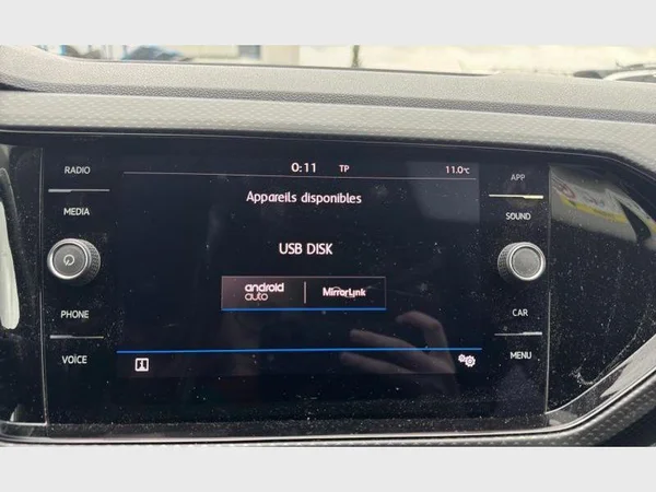 VOLKSWAGEN T-Cross (2019) — foto 8 van 24
