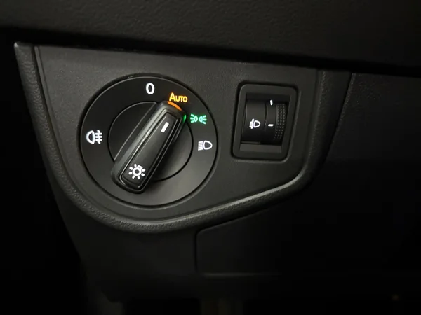 VOLKSWAGEN Polo (2025) — foto 3 van 15