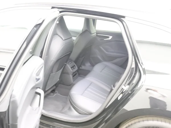 AUDI A5 Avant (2025) — foto 23 van 25