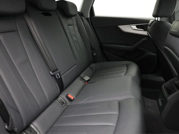 AUDI A4 Avant (2020) — foto 21 van 21