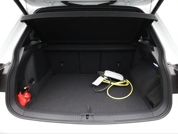VOLKSWAGEN Tiguan eHybrid (PHEV) (2022) — foto 2 van 22