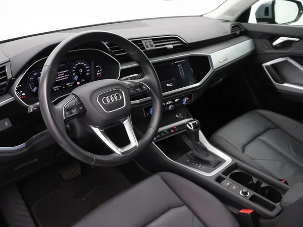 AUDI Q3 PHEV (2022) — foto 26 van 27