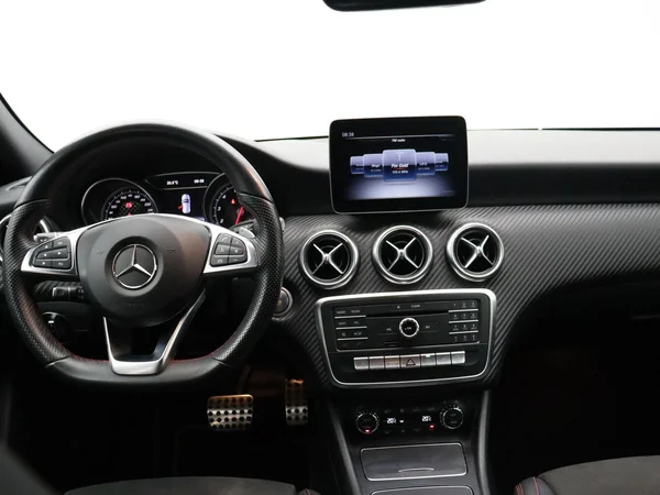 Mercedes-Benz A-Klasse (2018) — foto 11 van 26