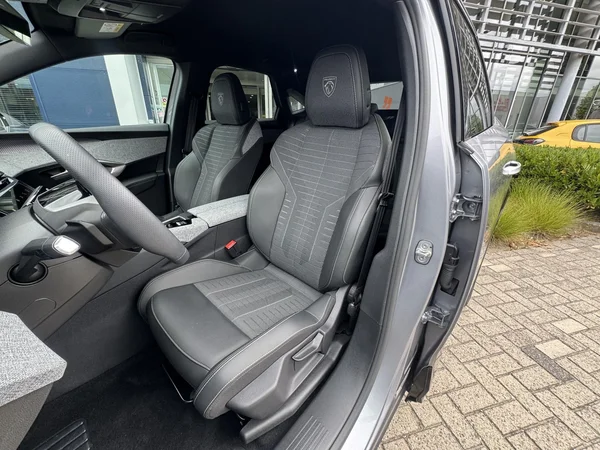 Peugeot e-3008 (2026) — foto 3 van 24