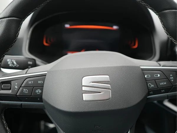 SEAT Arona (2025) — foto 9 van 24