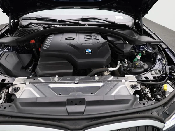 BMW 3 Reeks (2023) — foto 37 van 57