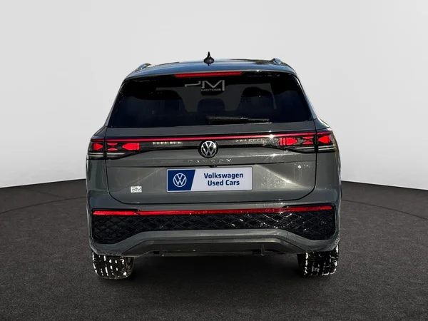 VOLKSWAGEN Tayron (2025) — foto 2 van 17