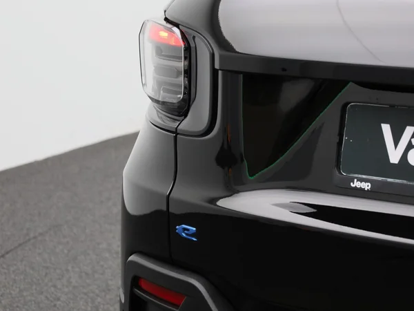 Jeep Avenger (2024) — foto 37 van 45