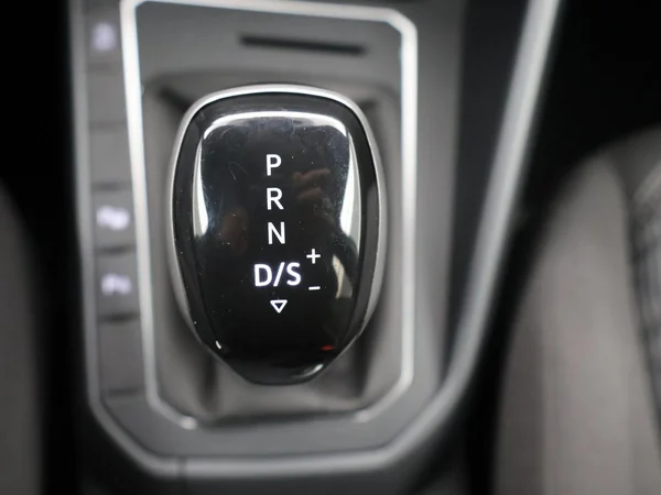 VOLKSWAGEN Polo (2025) — foto 16 van 27