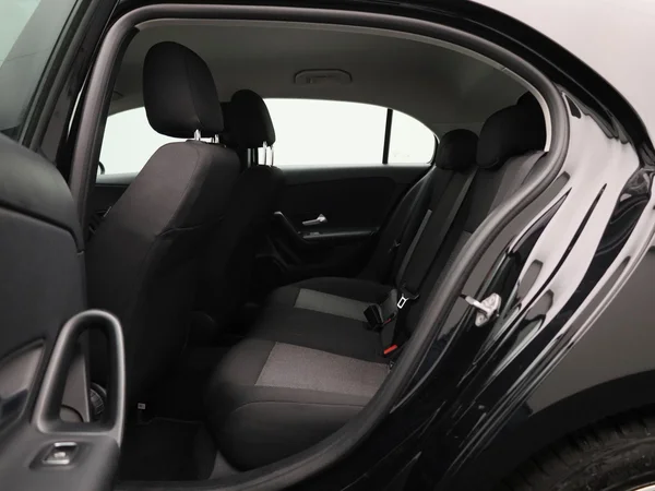 Mercedes-Benz A-Klasse (2021) — foto 2 van 42