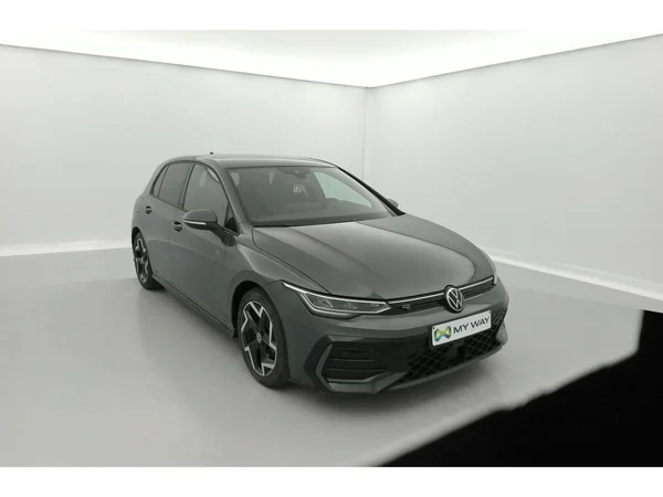 VOLKSWAGEN Golf VIII (2025) — foto 23 van 36