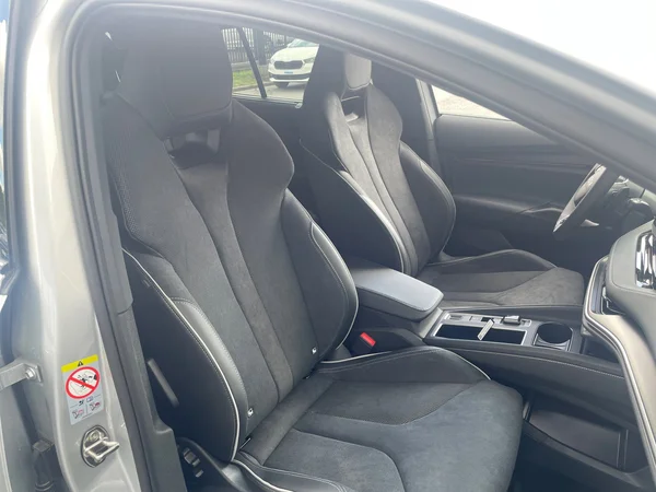 SKODA Elroq (2025) — foto 2 van 20