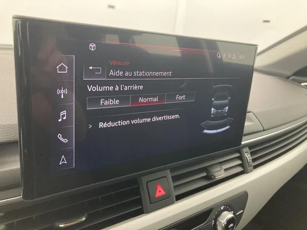 AUDI A4 Avant (2021) — foto 7 van 36