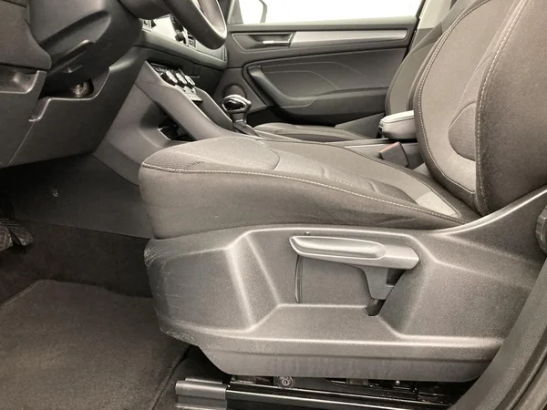 SKODA Kodiaq (2023) — foto 18 van 36