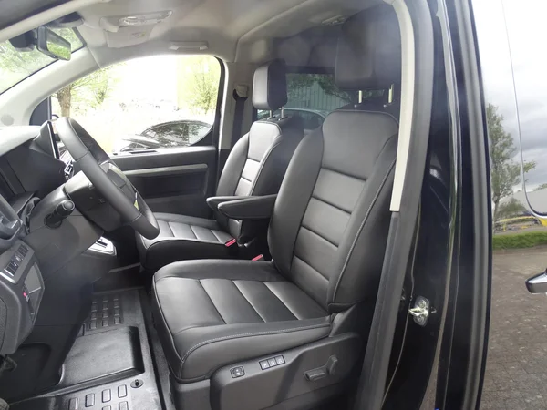Peugeot Expert (2026) — foto 32 van 34