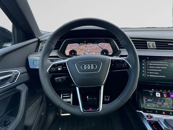 AUDI SQ8 e-tron Sportback (2024) — foto 2 van 21